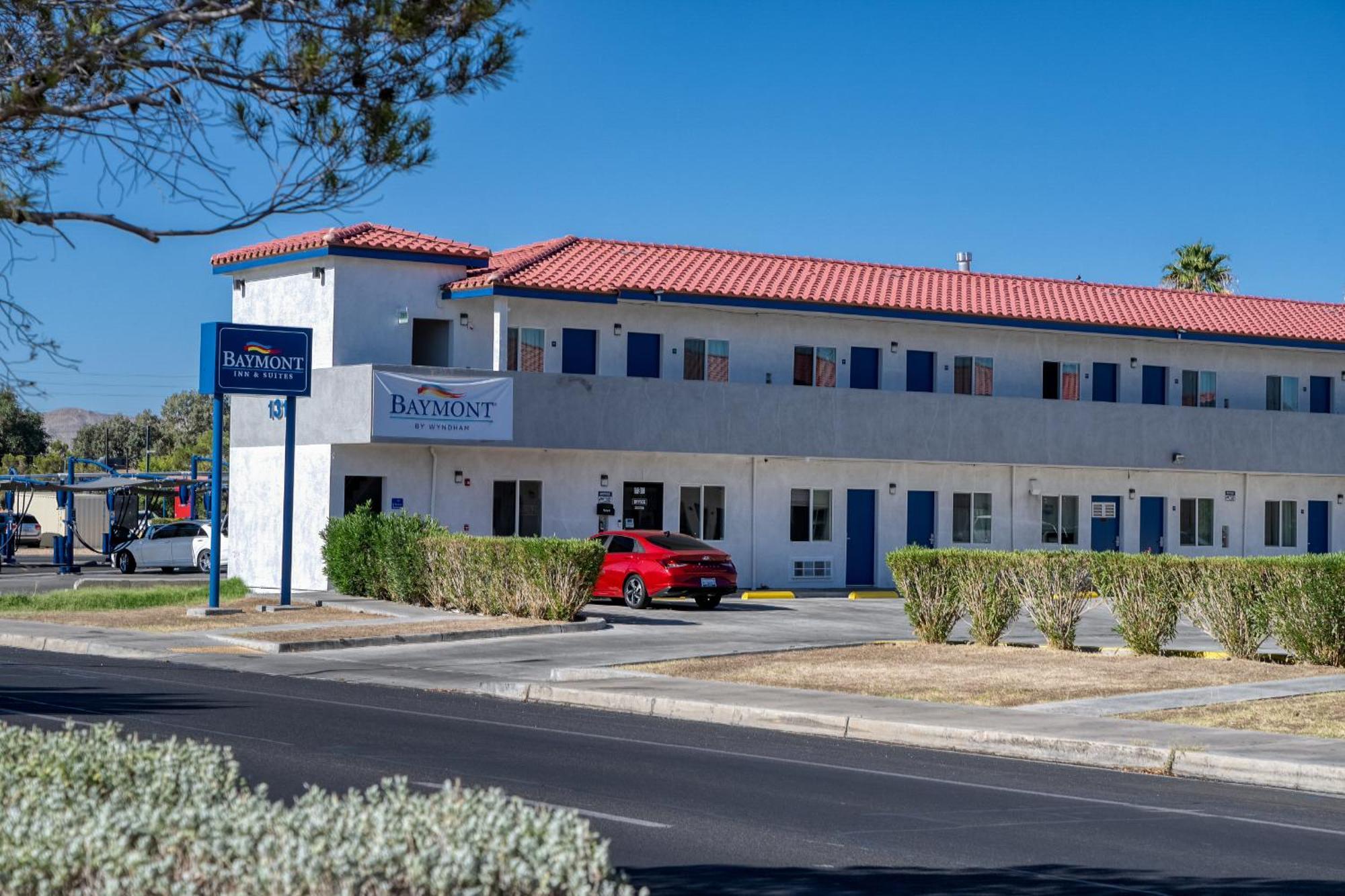 Baymont By Wyndham Ridgecrest Motel Bagian luar foto